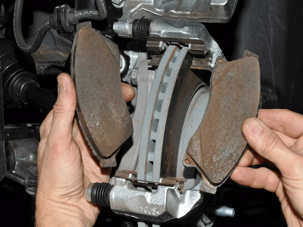 high-quality-brake-pads-replacement-services